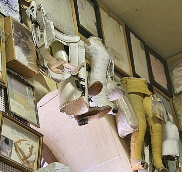 Malta_2773_Gozo_Gharb_Basilica of the National Shrine of the Bles_msed Virgin of Ta' Pinu_Church of Miracles_m